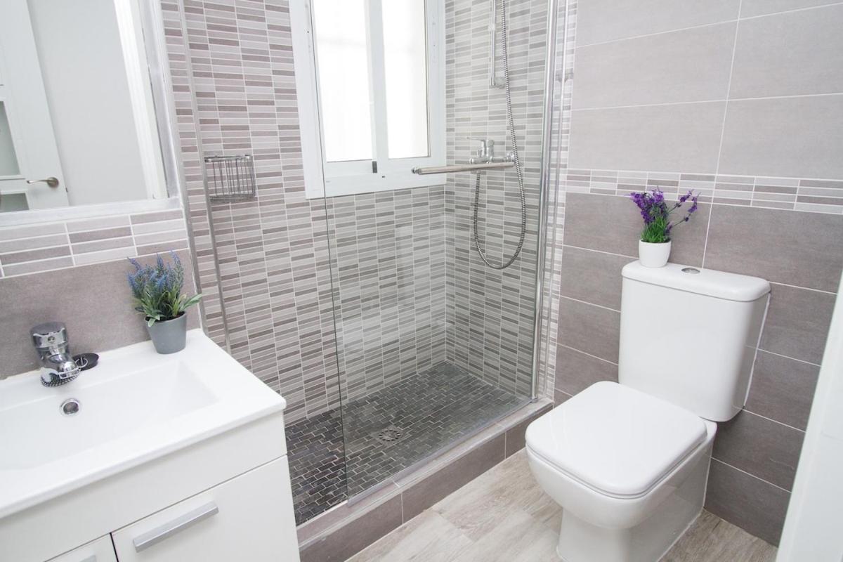 C70 - Classy 4 Bedrooms Apartment Málaga